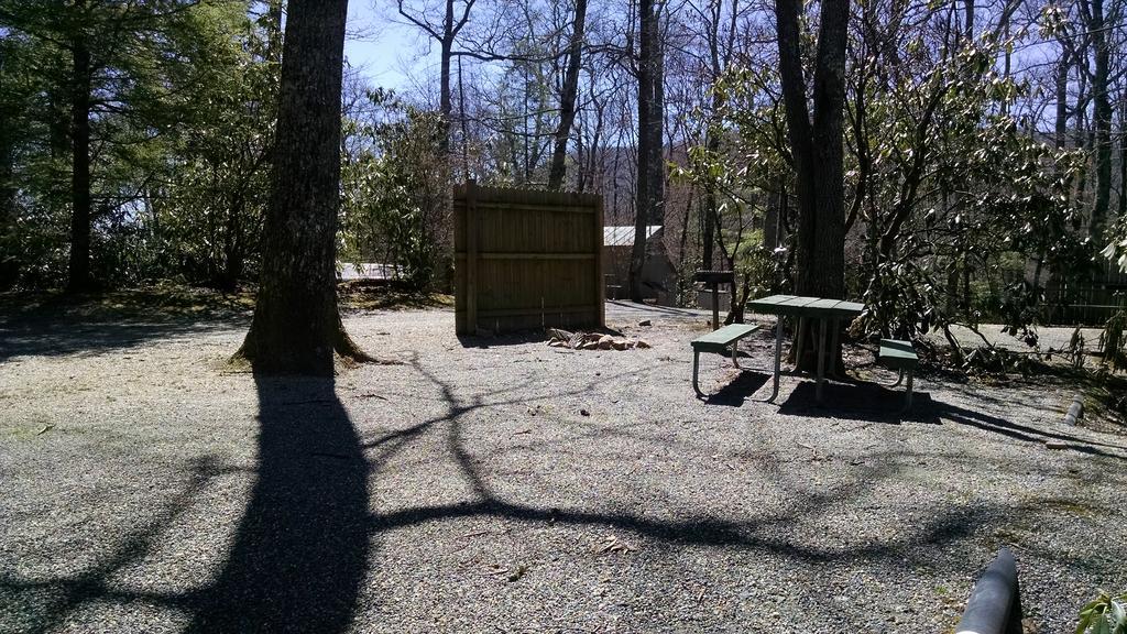 Linville Falls Campground, Rv Park, And Cabins Exterior foto